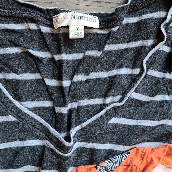 🥳 4 for 30$ Two shirts - Picture 3 of 3